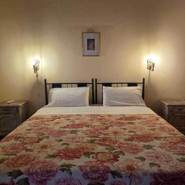 Posada De La Plaza - Two-Bedroom Apartment (4 Adults) - 5