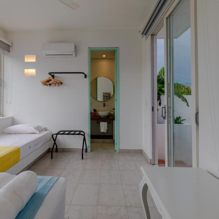 Casa Paguro by Xarm Apartments - Three-Bedroom Villa with Private Pool - 21