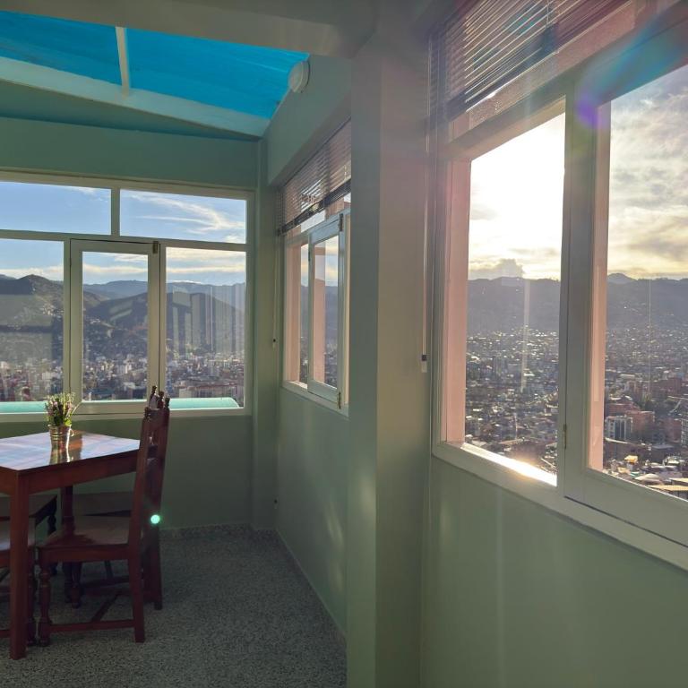 Departamento con Vista a la Ciudad - Apartamento de 2 dormitorios - 22