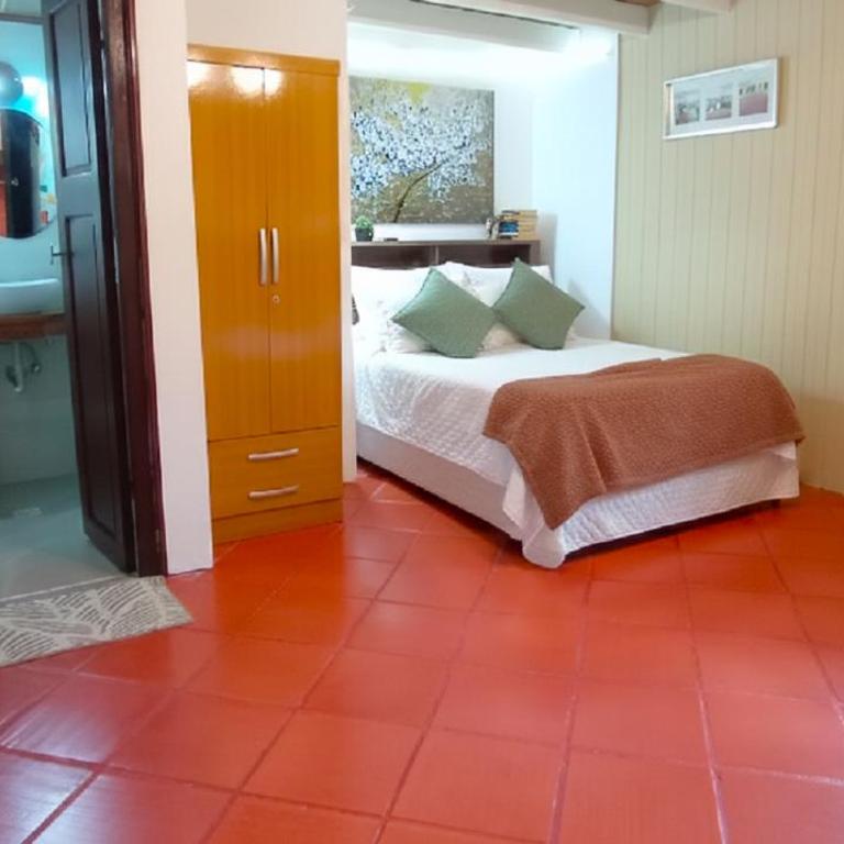 Piscina-Jacuzzi Parrilla Playa Casa 3 Dormitorios - Three-Bedroom House - 13