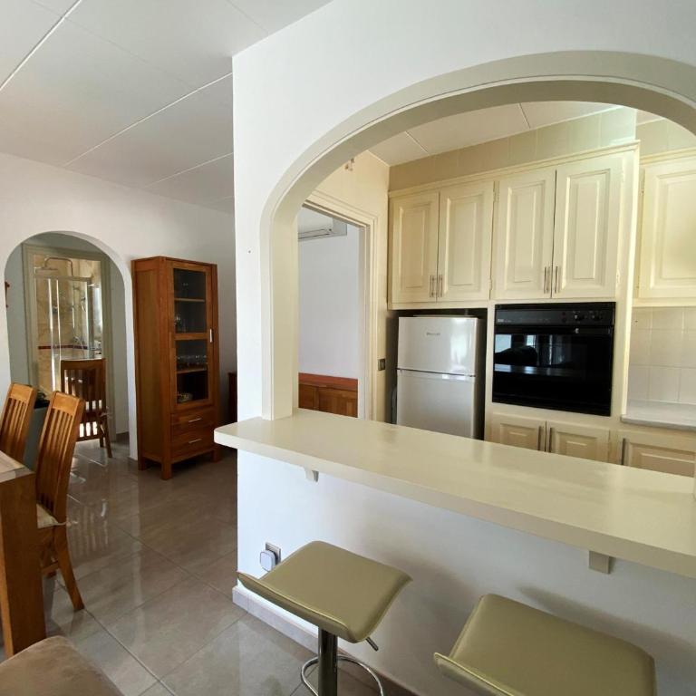 Casa acogedora con piscina privada en Torroella de Montgrí, perfecta para vacaciones en familia - HISP-7-48 - Villa - 11