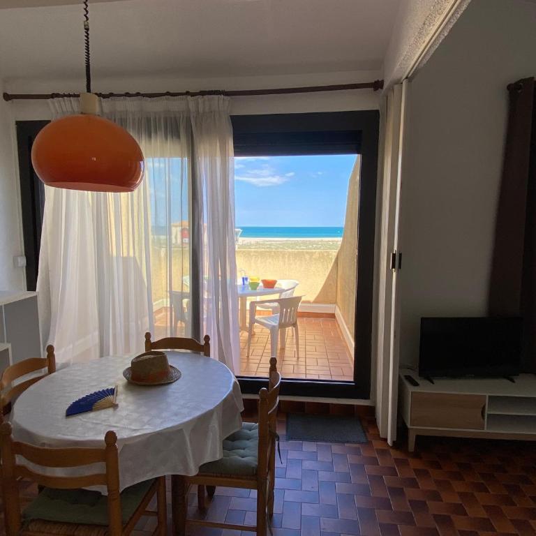 Villa Mitoyenne T2 avec Climatisation et Parking, Face à la Mer, 4 Pers - FR-1-798-58 - Appartement - 4