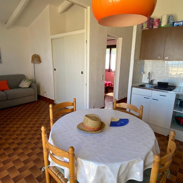 Villa Mitoyenne T2 avec Climatisation et Parking, Face à la Mer, 4 Pers - FR-1-798-58 - Appartement - 5