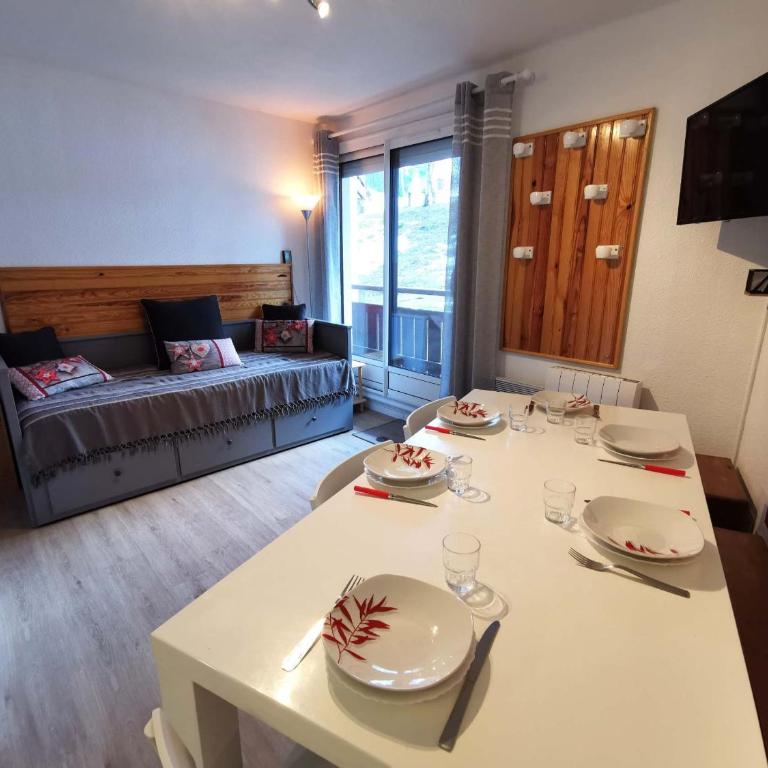 Charmant 2 Pièces Cabine, Proche Pistes, Balcon, Cuisine Équipée, Idéal Famille - Les Adrets - Appartement 1 Chambre - 1