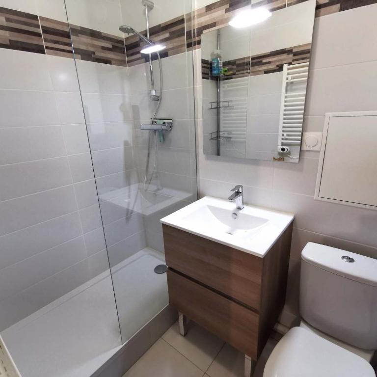 Charmant 2 Pièces Cabine, Proche Pistes, Balcon, Cuisine Équipée, Idéal Famille - Les Adrets - Appartement 1 Chambre - 15