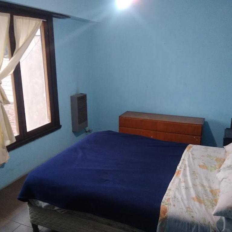 Casa con Cochera techada - Casa de 2 dormitorios - 2