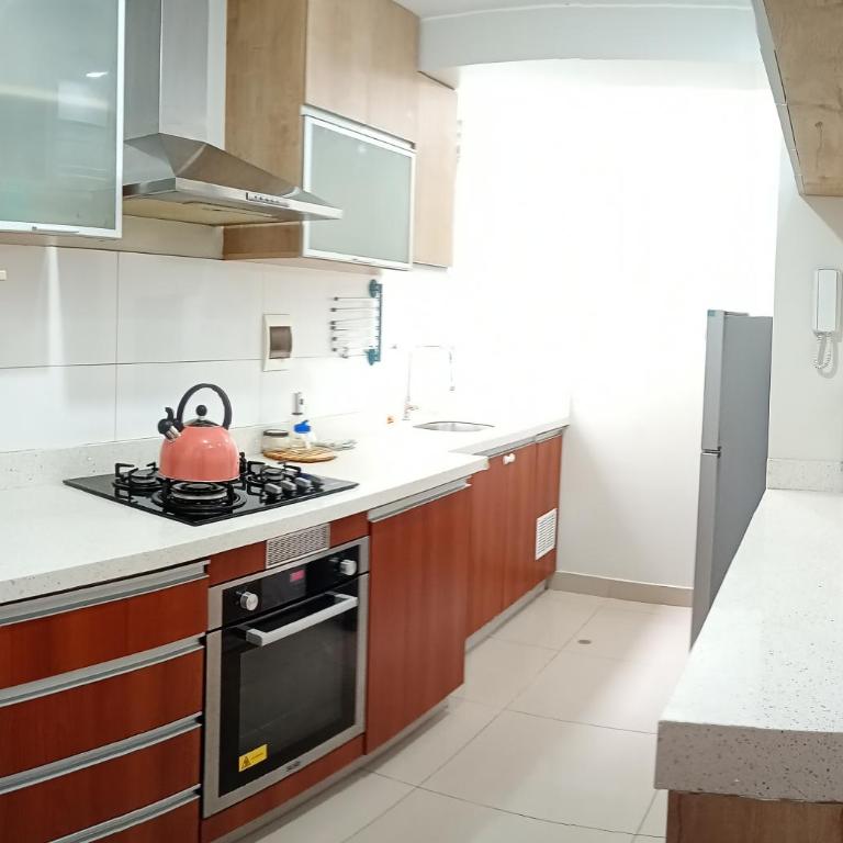 Apartamento familiar amplio y cómodo en Pueblo Libre - Apartamento de 3 dormitorios - 3