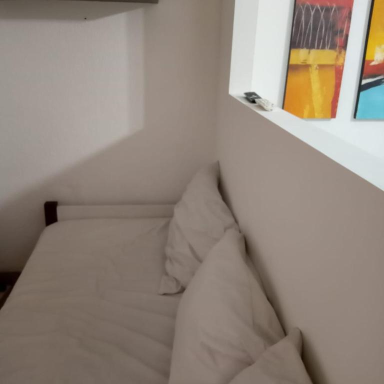 Departamento entero céntrico con balcón en Pinamar - Apartamento de 1 dormitorio - 4