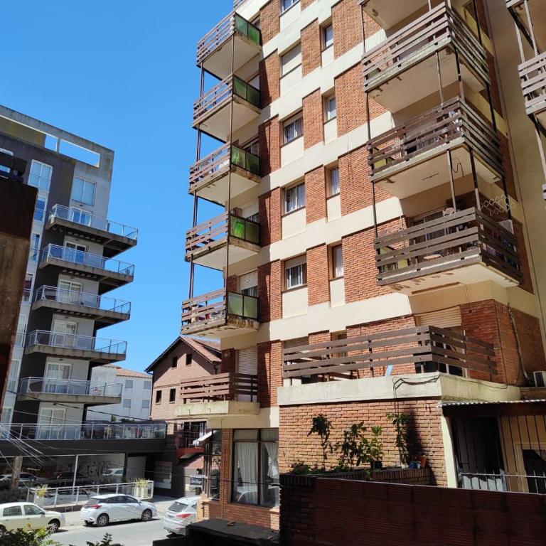 Departamento entero céntrico con balcón en Pinamar - Apartamento de 1 dormitorio - 10