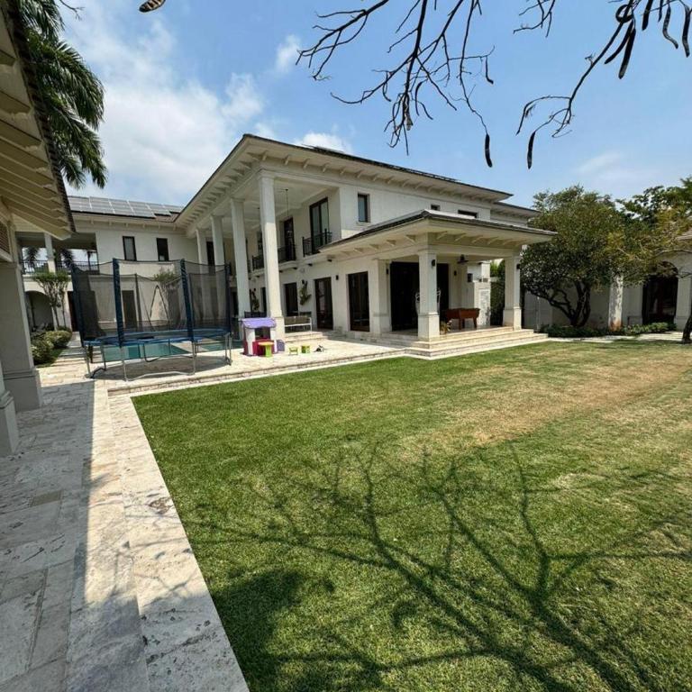 Casa en Samborondón - Villa - 1