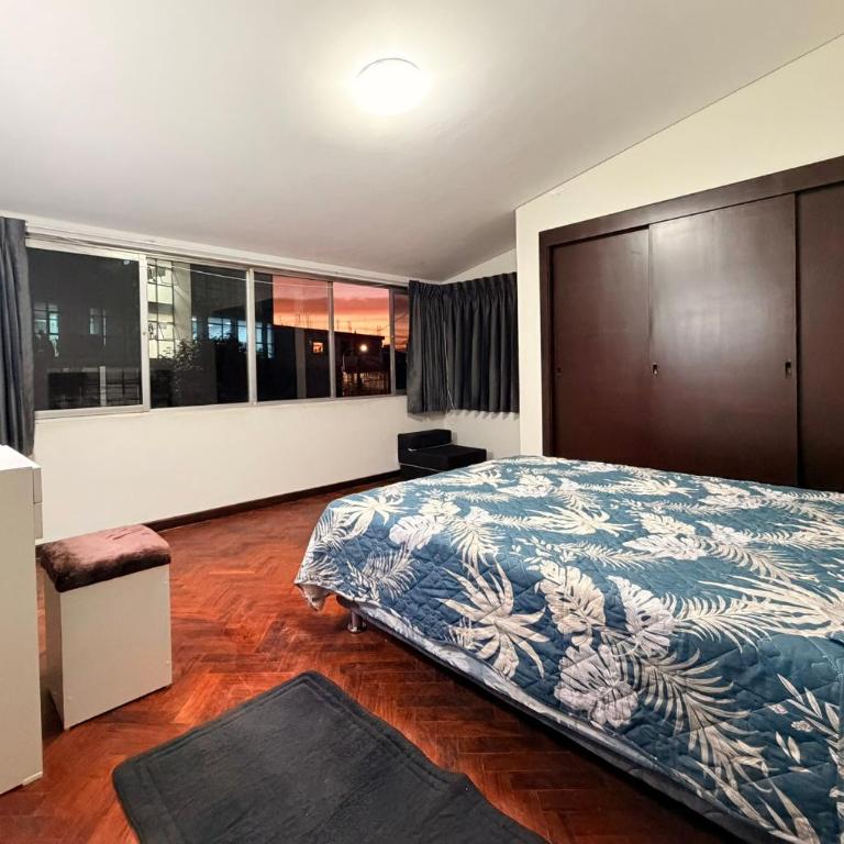 Dúplex céntrico y amplio, terraza cochera free - Apartamento - 9