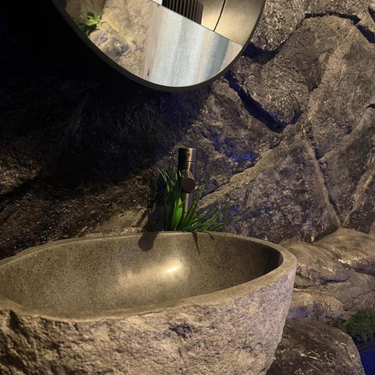 La love grotte immersion complète avec jacuzzi - Apartamento de 1 dormitorio - 8