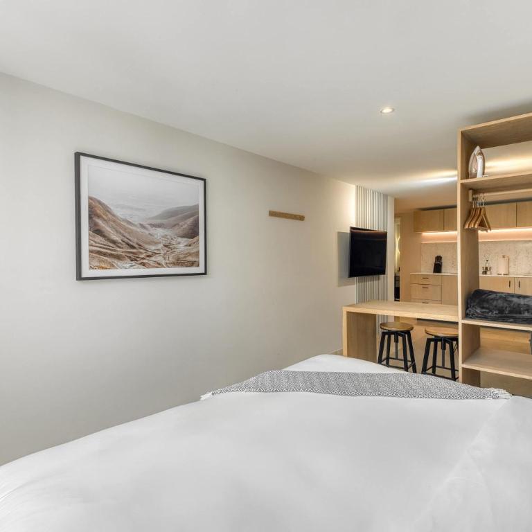QRO 304 - Apartment - 70