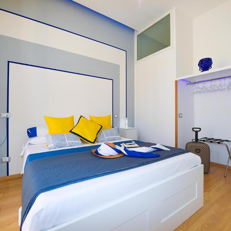 AMORE RENTALS - Appartamento Sorrento Center Rooms - Appartamento Superior - 11