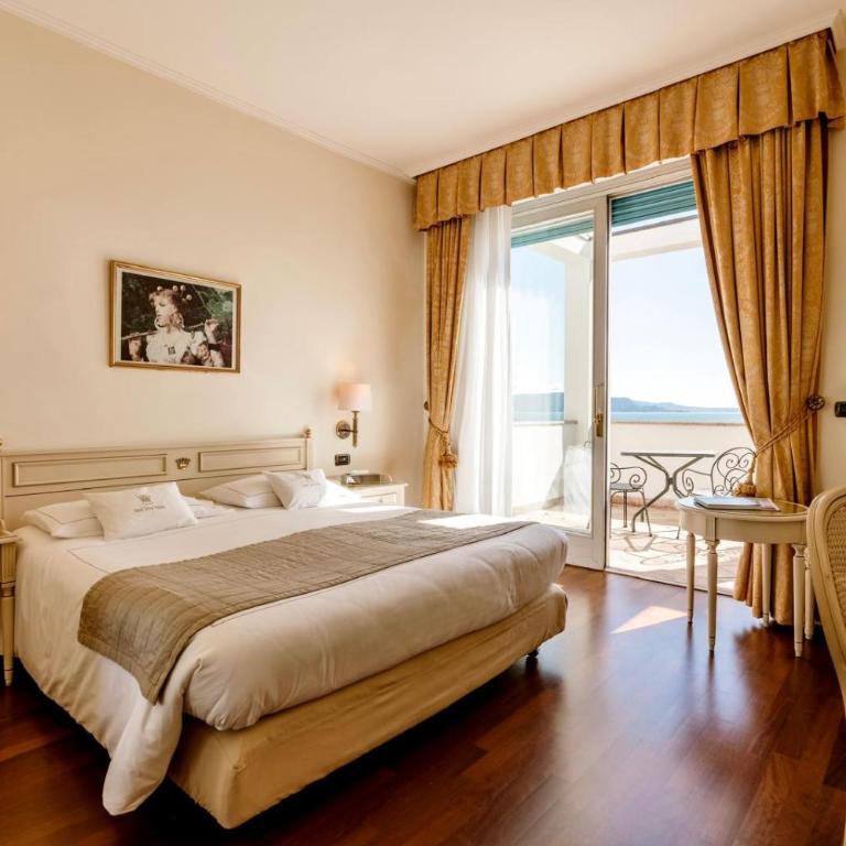 Hotel Savoy Palace - Camera Panoramica con Balcone - 5