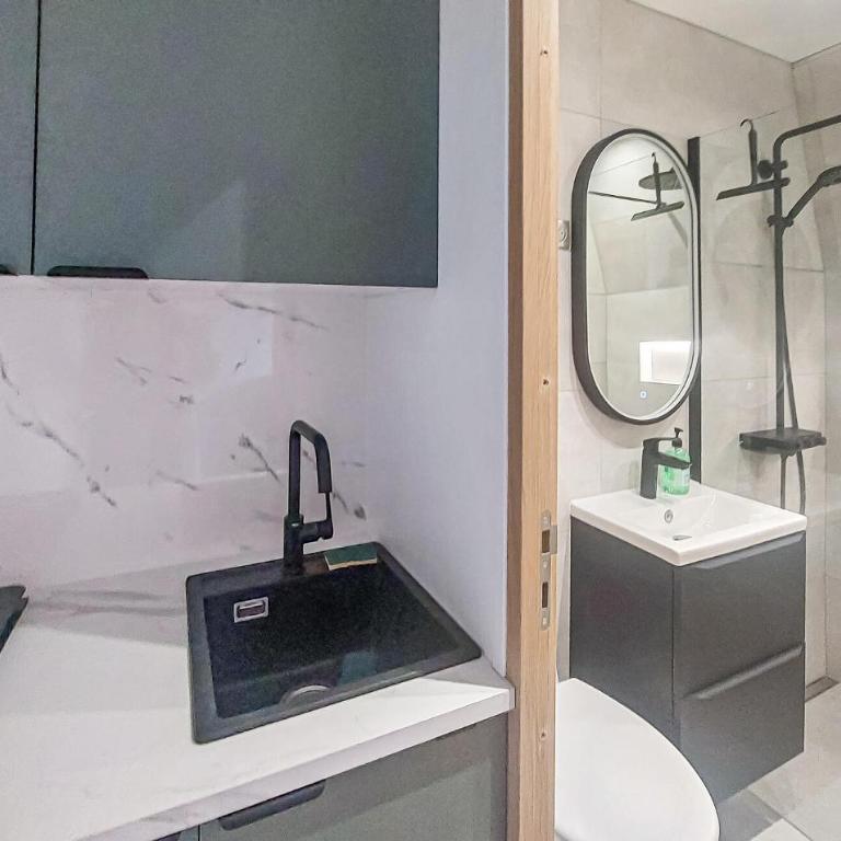 Studio En Plein Centre-Ville - Apartment - 3