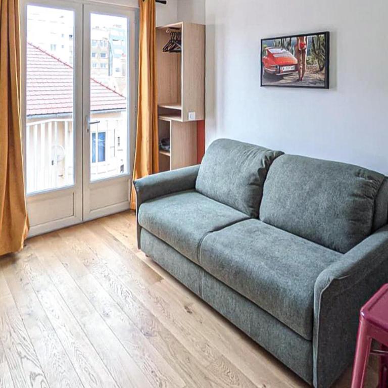 Studio En Plein Centre-Ville - Apartment - 4