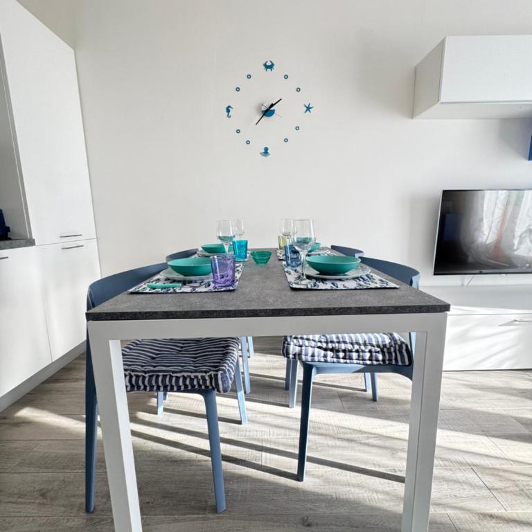 Appartamento Blu Benaco - Two-Bedroom Apartment - 33
