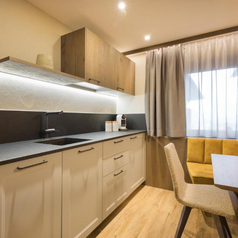 Hotel Garni Landhaus Platzer - Junior Suite mit Terrasse - 7