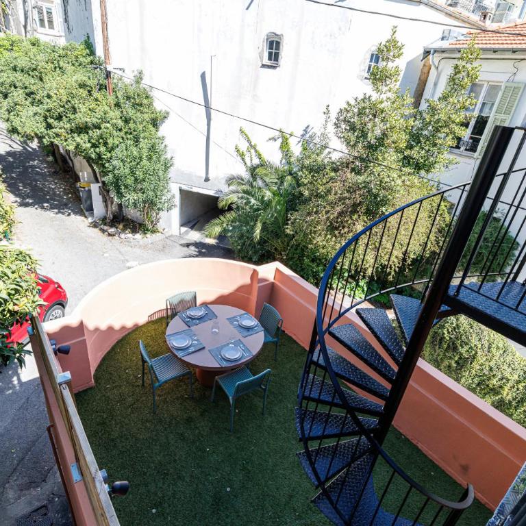 62 CARNOT LOT 6 - Appartement renove - climatise - 2 chambres suites - Appartement Supérieur 2 Chambres - 24