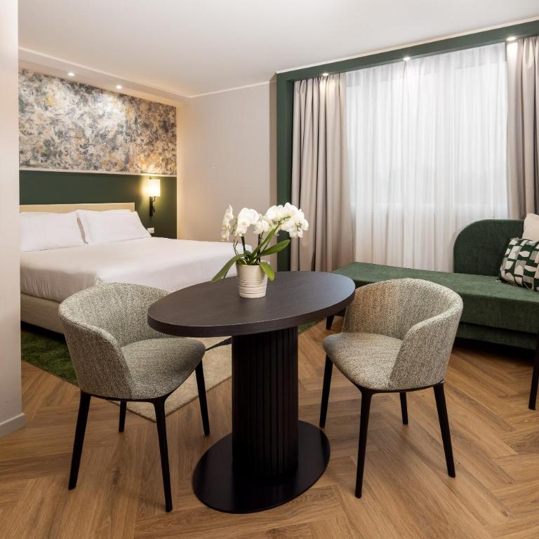 Crowne Plaza Padova by IHG - Camera King Premium con Divano-Letto - 5