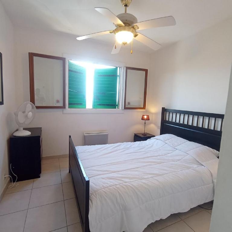 4HC65 Appartement avec vue sur baie de Collioure - One-Bedroom Apartment - 8