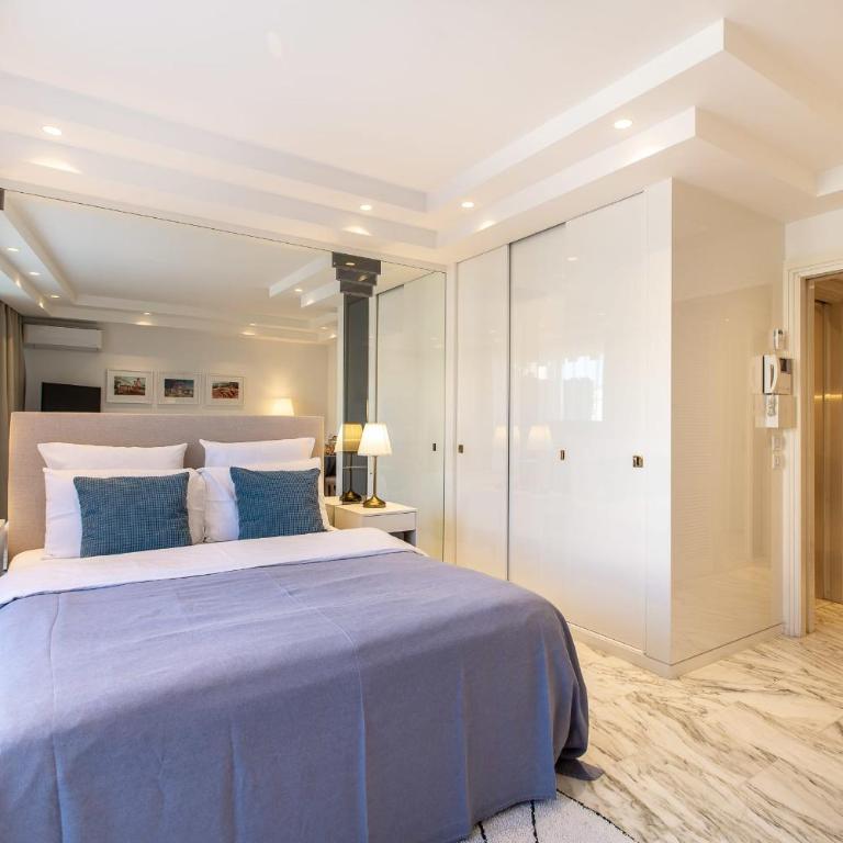 ROYAL PROMENADE Pool Terrace Sea View Air Conditioning - Studio - 34
