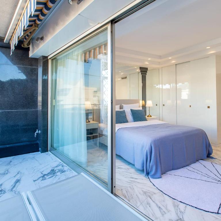 ROYAL PROMENADE Pool Terrace Sea View Air Conditioning - Studio - 28