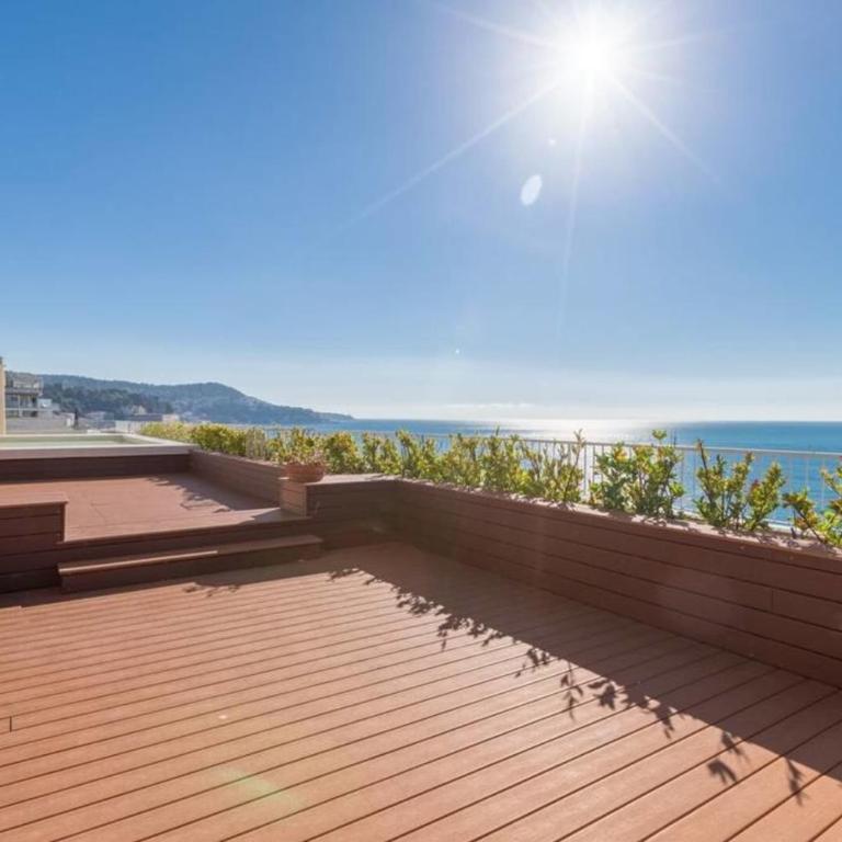 ROYAL PROMENADE Pool Terrace Sea View Air Conditioning - Studio - 11