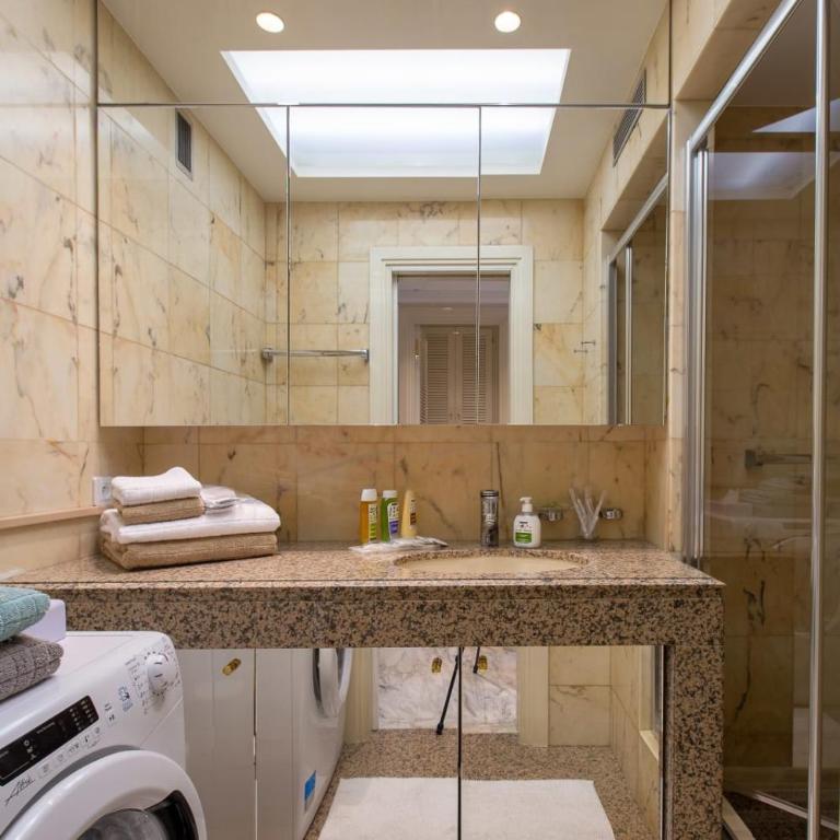ROYAL PROMENADE Pool Terrace Sea View Air Conditioning - Studio - 48