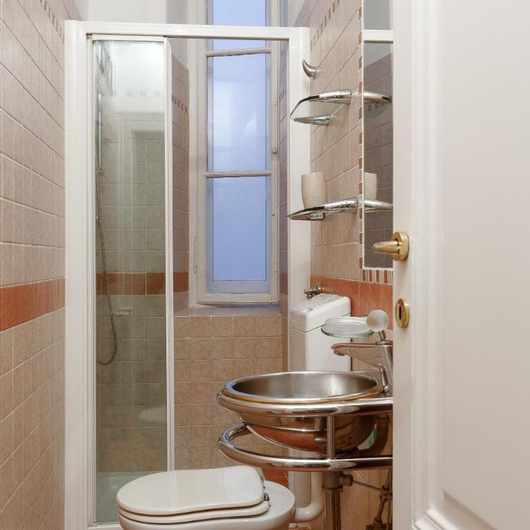 Elegante appartamento d'epoca nel centro di Trieste - Appartamento con 2 Camere da Letto - 27