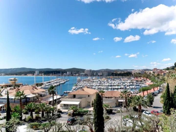 Grand studio 28m2 terrasse vue mer 180 - Plein Sud - Piscine - clim - Parking - Appartement 1 Chambre de Luxe - Vue sur Port - 26