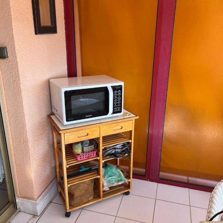 Grand studio 28m2 terrasse vue mer 180 - Plein Sud - Piscine - clim - Parking - Appartement 1 Chambre de Luxe - Vue sur Port - 33