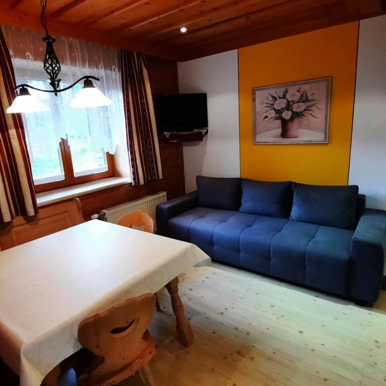 Ferienwohnung Gänser - Apartment mit 2 Schlafzimmern und Balkon - 2