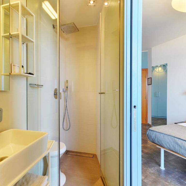 Hotel Rex - Fronte mare Riccione - Deluxe Double Room with Sea View - 4