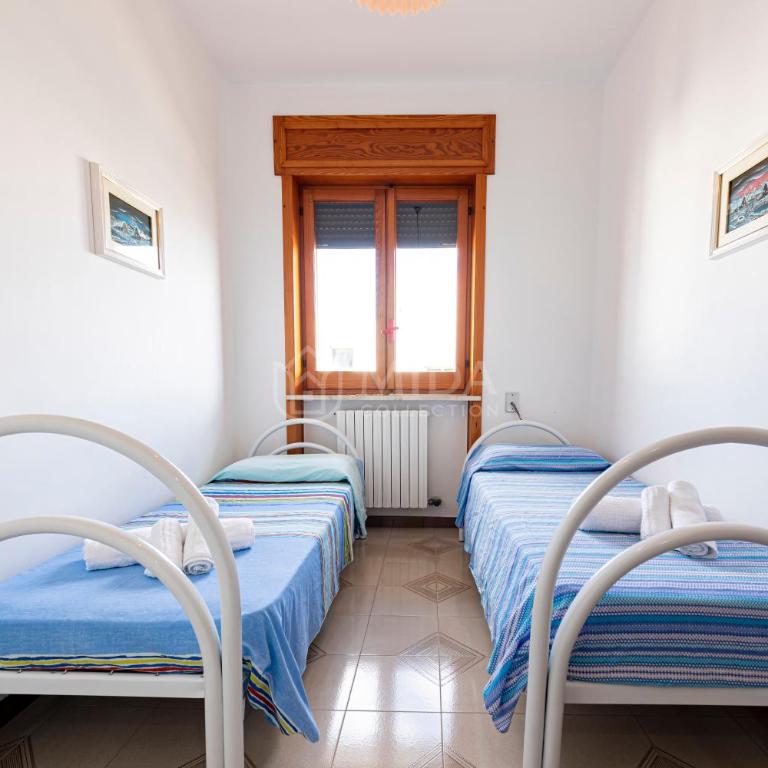 Azzurra Apartments - Appartamento con 2 Camere da Letto - 4
