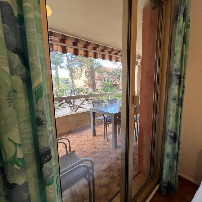 Pied à terre - Port de Hyères - Appartement 1 Chambre - 16