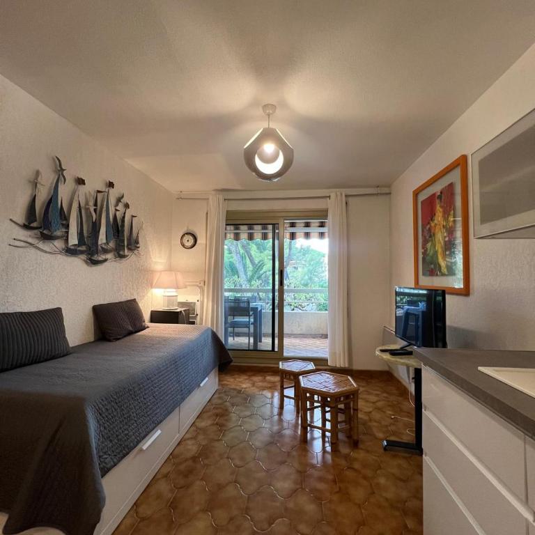 Pied à terre - Port de Hyères - Appartement 1 Chambre - 3