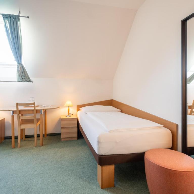 Hotel Mariahilf im Stadtzentrum - Economy Doppelzimmer - Dachgeschoss - 4
