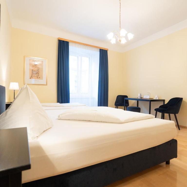 Hotel Mariahilf im Stadtzentrum - Superior Dreibettzimmer - 3