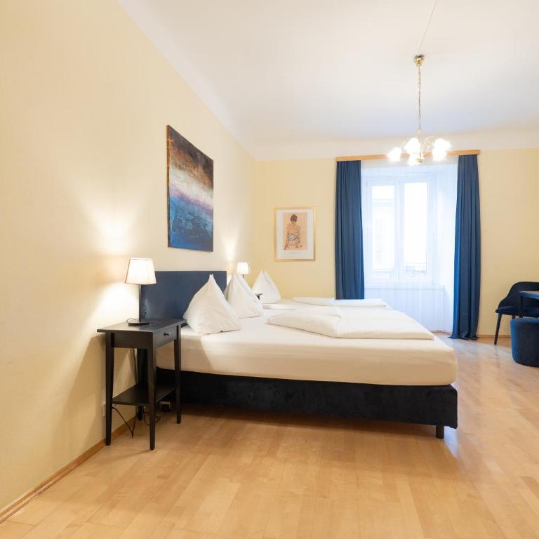 Hotel Mariahilf im Stadtzentrum - Superior Dreibettzimmer - 6