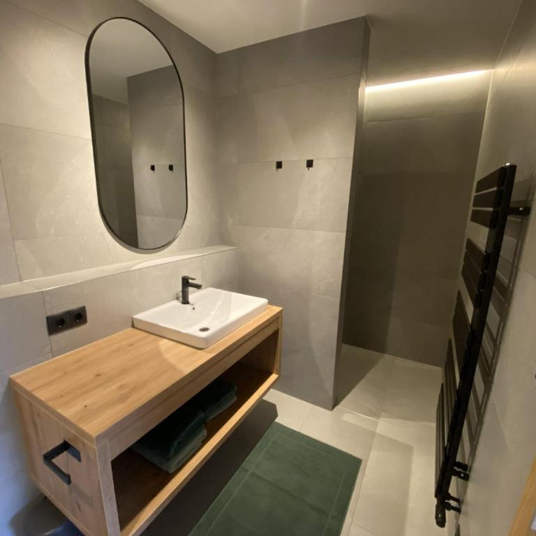 Panorama Nest - Apartment mit 2 Schlafzimmern und Dusche - 7