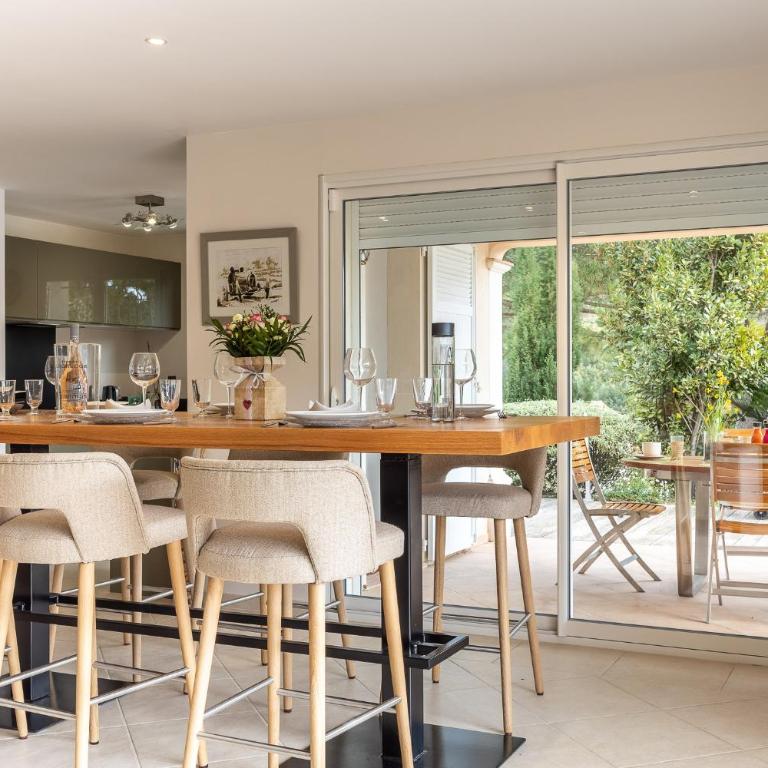 Villa Du Pin 4 with swimming pool and landscaped garden - Villa - 7