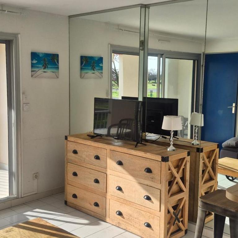 Amouvera C14, T2 vue mer, piscine, clim, parking - Appartement 1 Chambre - 3
