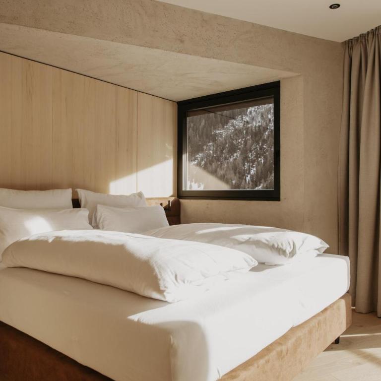 Toms View Premium Apartments - Deluxe Apartment - 4