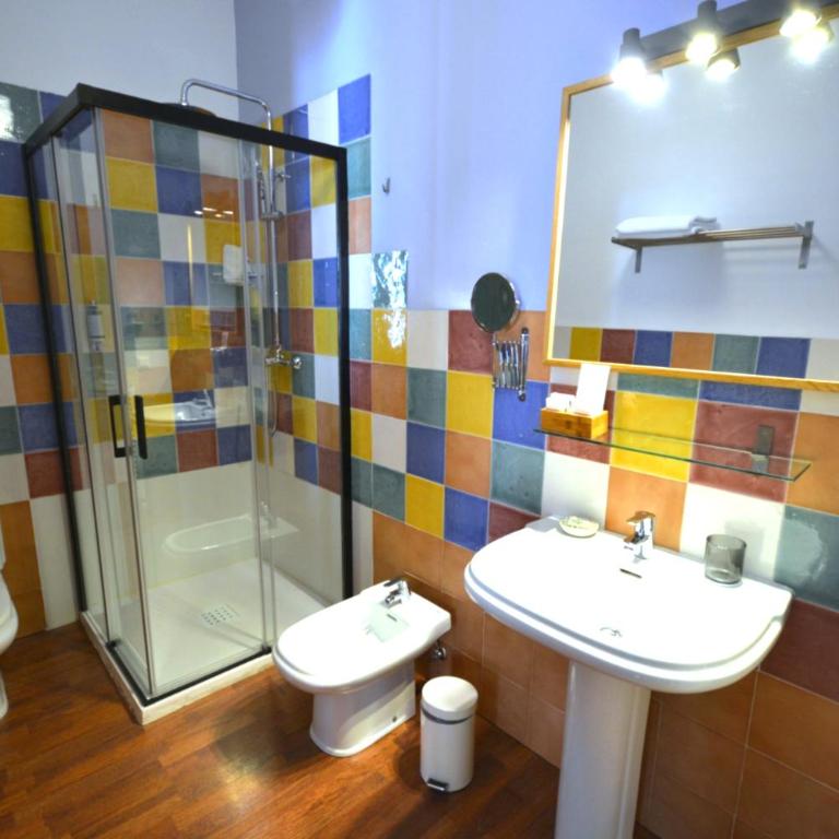 Hotel Casa de los Azulejos - Superior Double or Twin Room - 3
