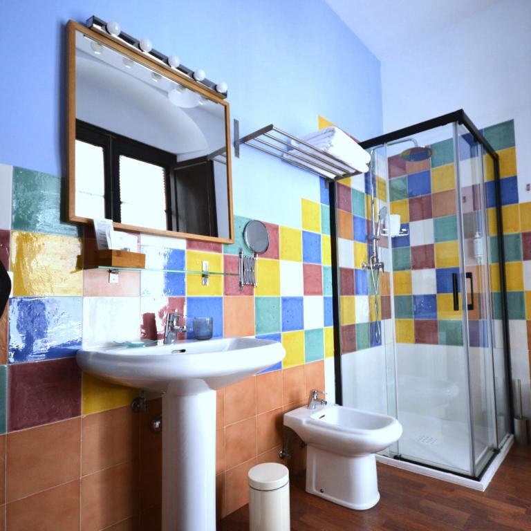 Hotel Casa de los Azulejos - Superior Double or Twin Room - 9