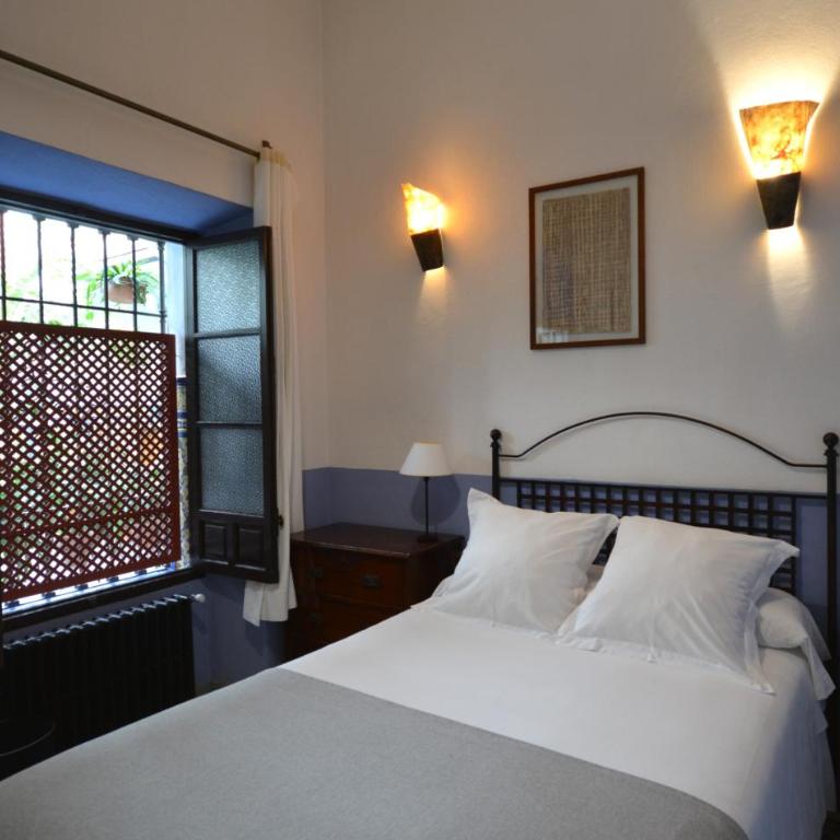 Hotel Casa de los Azulejos - Economy Double Room - 1