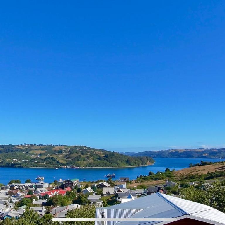 Casa vista canal Dalcahue - Four-Bedroom House - 6
