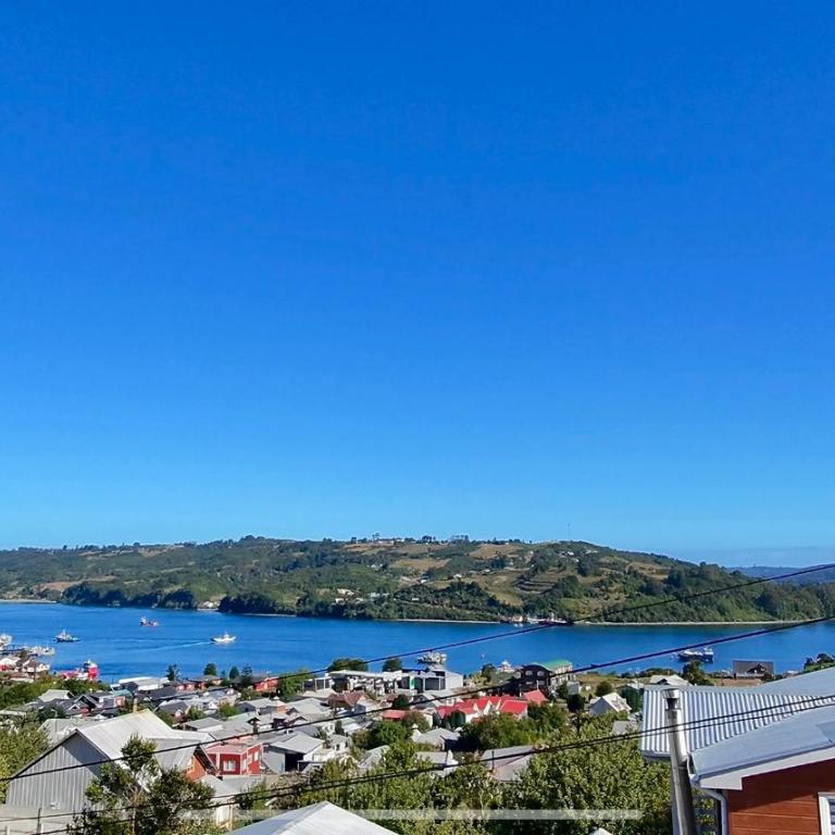 Casa vista canal Dalcahue - Four-Bedroom House - 4